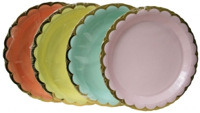 ერთჯერადი მუყაოს თეფში, ტკბილეულობის დასადები 18 სმ.