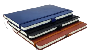 ბლოკნოტი A5, ტყავის ყდით, გვერდითა რეზინით, 80ფ. ცალხაზიანი, ფერადი